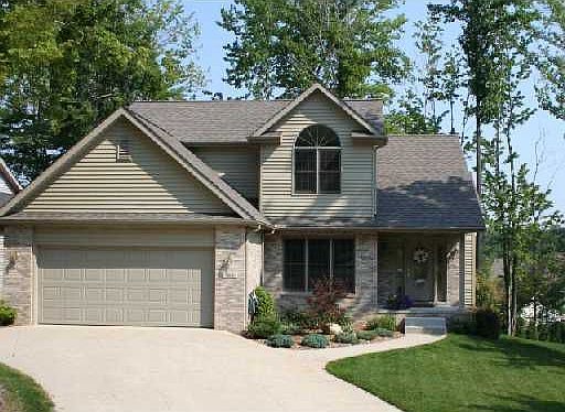 5808 Forest Crossing