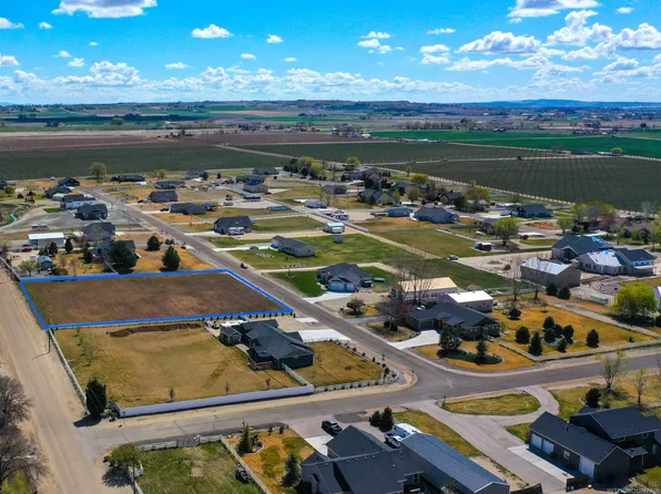 27670 Wheat Ridge Rd, Wilder, ID 83676