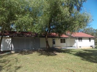 8076 County Road 1740, Peace Valley, MO 65788