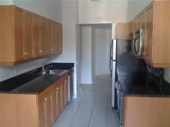 3640 Yacht Club Dr APT 303, Aventura, FL 33180