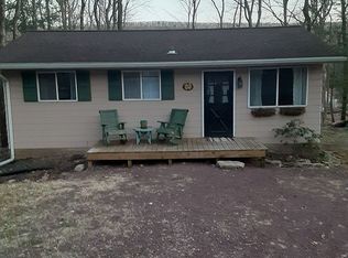 21 White Oak Rd, Nesquehoning, PA 18240