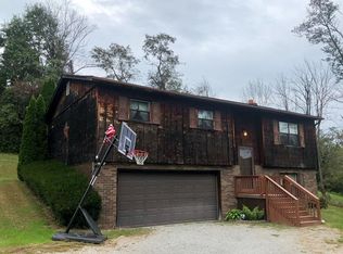 510 E Main St, Oak Hill, OH 45656