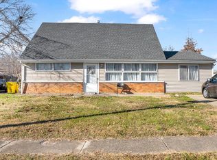 4401 Silverleaf Dr, Louisville, KY 40213