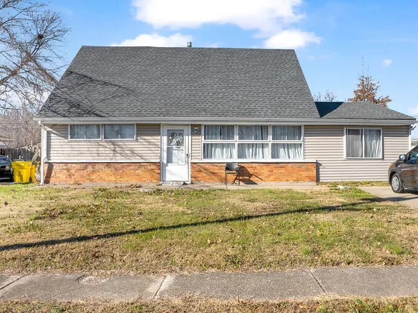 4401 Silverleaf Dr, Louisville, KY 40213