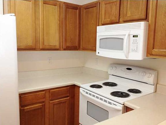 5th image of 399 Crooked Pine Trl #B41