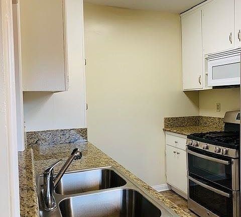 5th image of 509 E San Jose Ave #F