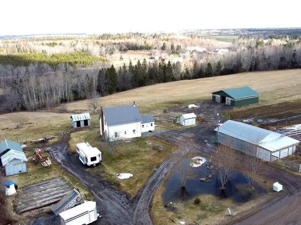 119 William McCulloch Rd, East Hants, NS B0N 2L0