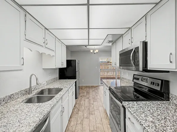 6060 W GOLDEN Lane, Glendale, AZ 85302