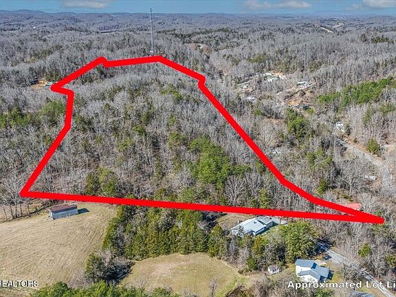 5th image of 736 Panther Creek Rd