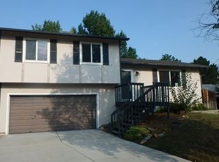 8528 Carr Ct, Arvada, CO 80005