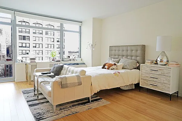 Rented by Yael Dunsky Real Estate | media 7