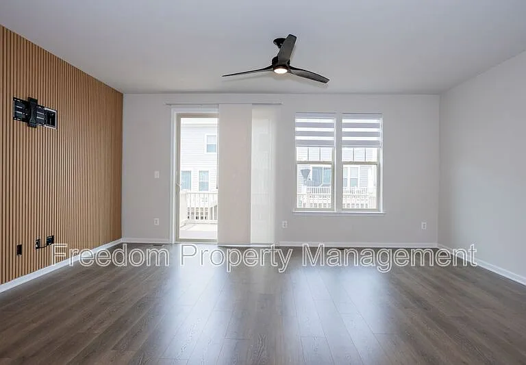 9365 Barnes Loop — Photo 15