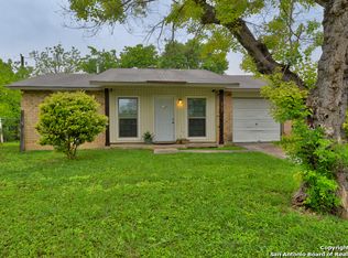 6755 Paradise Oak Dr, San Antonio, TX 78227