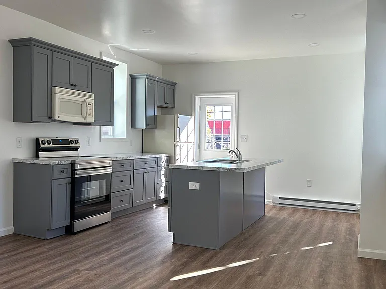 906 Hummel Ave #1 — Photo 1