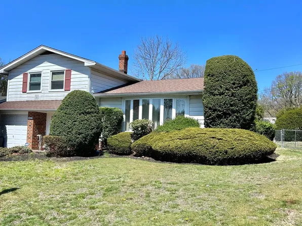 1017 Alpena Rd, Philadelphia, PA 19115