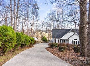 926 Lone Oak Ln, Mooresville, NC 28115