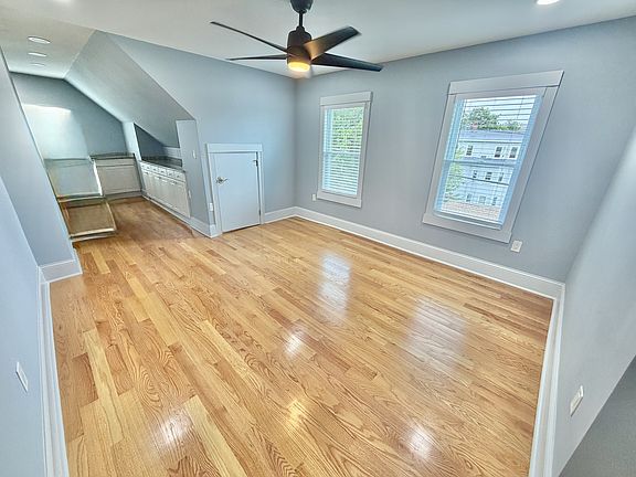 2nd image of 162 Salem St #3