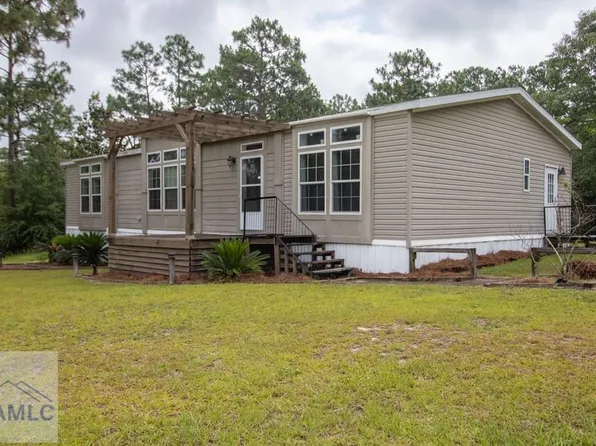 579 Elmer Rd, Jesup, GA 31545
