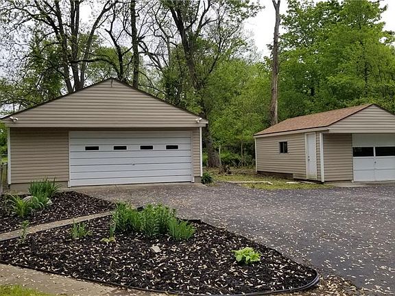 2nd image of 5885 Salem Bend Dr