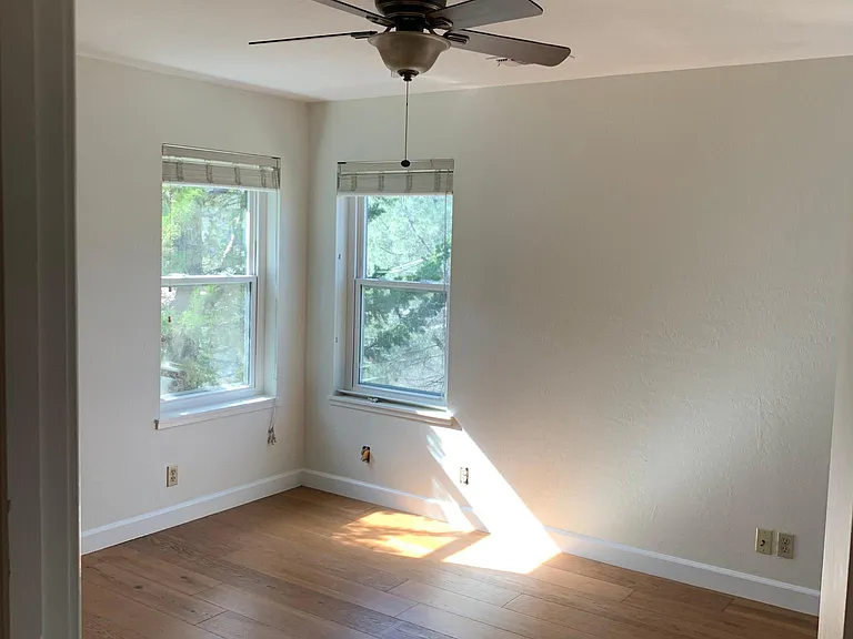 Turner Ct — Photo 24