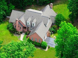 8387 Albacore Dr, Pasadena, MD 21122