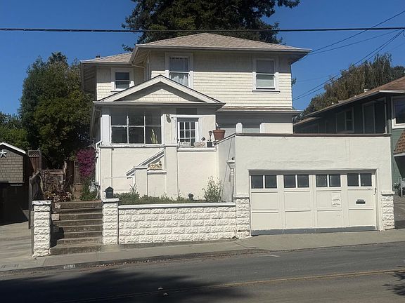 2nd image of 511 Capitola Ave