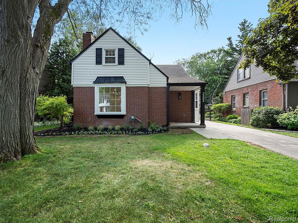 1st image of 2303 Elmhurst Ave
