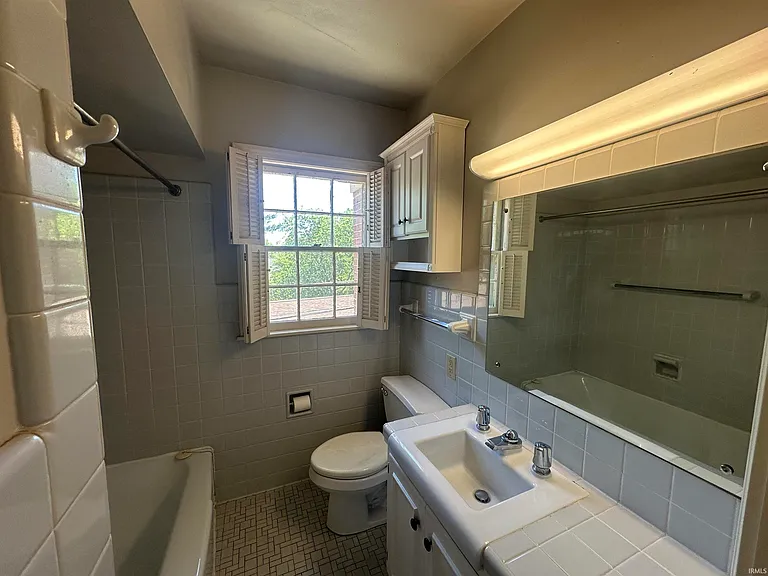 3951 Bellemeade Ave #D — Photo 11