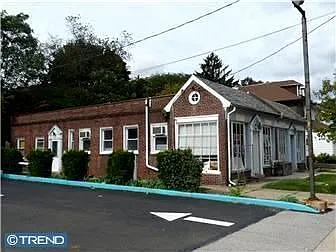 908 Township Line Rd photo 1