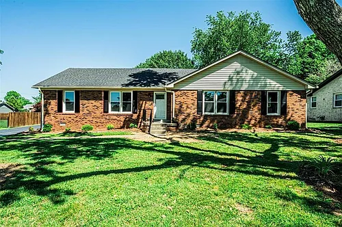 2708 Thompson Dr Photo 1