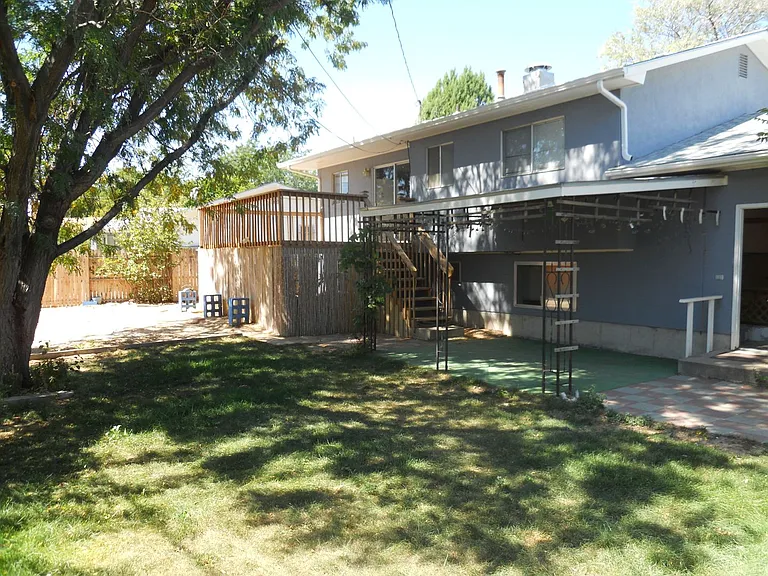 3808 Elmwood Cir — Photo 18