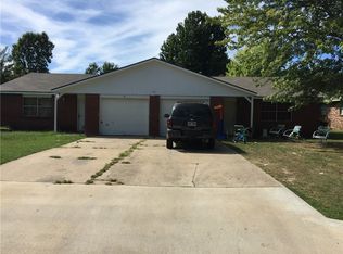 606 Jill Cir, Springdale, AR 72762