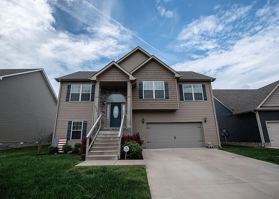 1st image of 733 Sleek Fox Dr