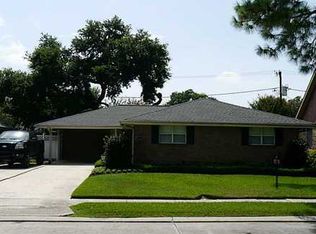 49 Gretna Blvd, Gretna, LA 70053