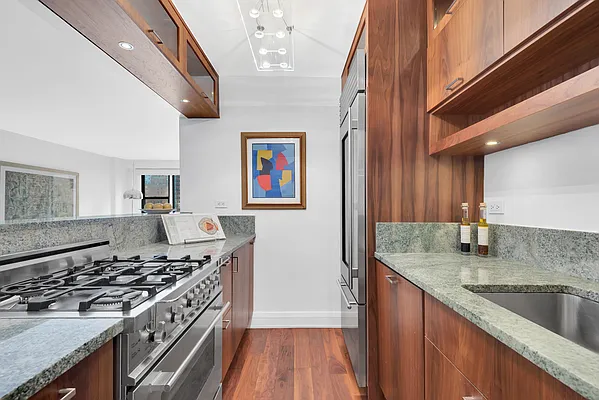 Sold by Corcoran | media 3