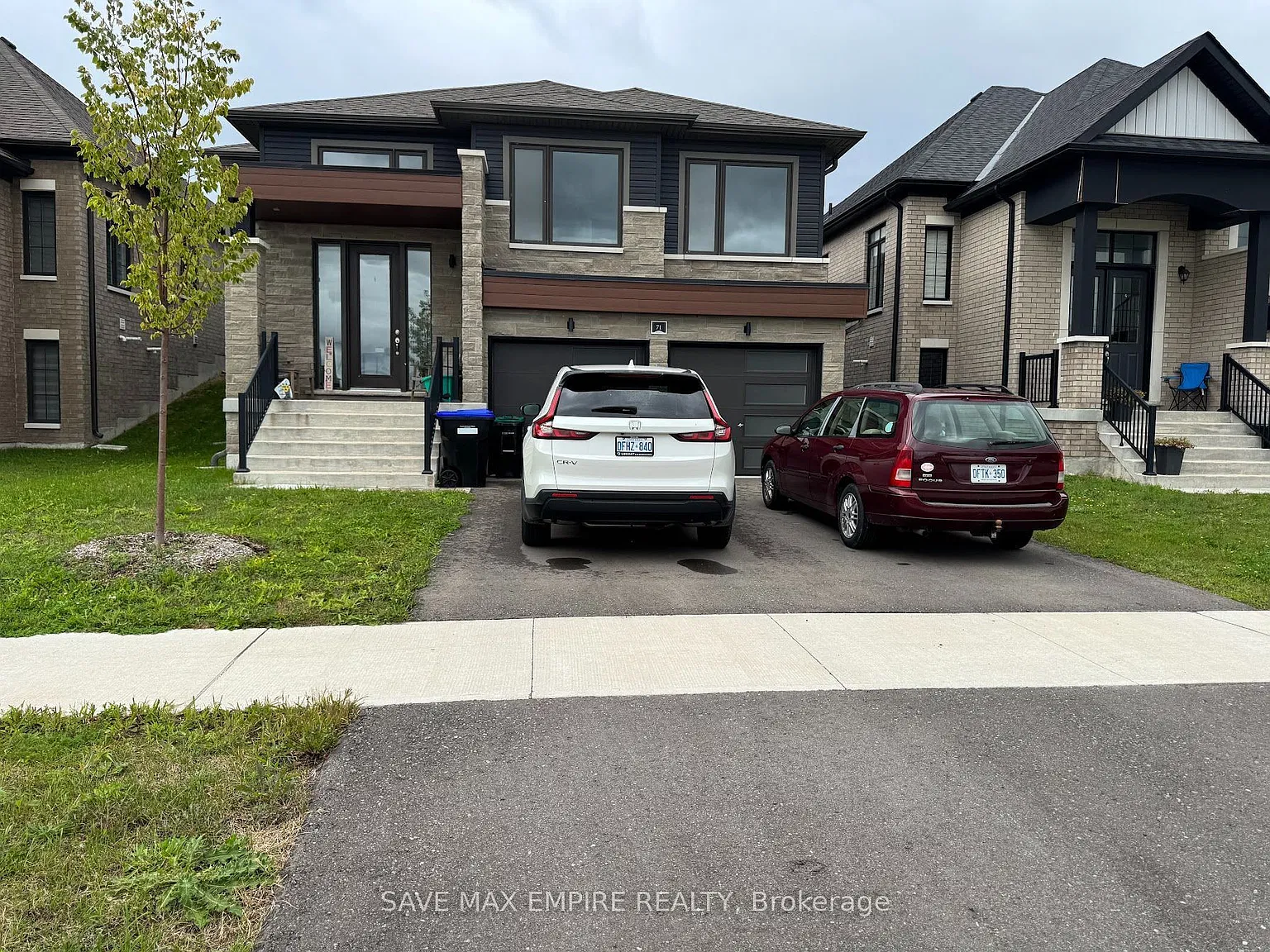 3 bed, $3,000 — Photo 2