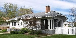 1st image of 217 N Benton St