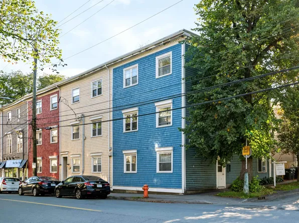 1034 Barrington St Unit 1, Halifax, NS B3K 2W9