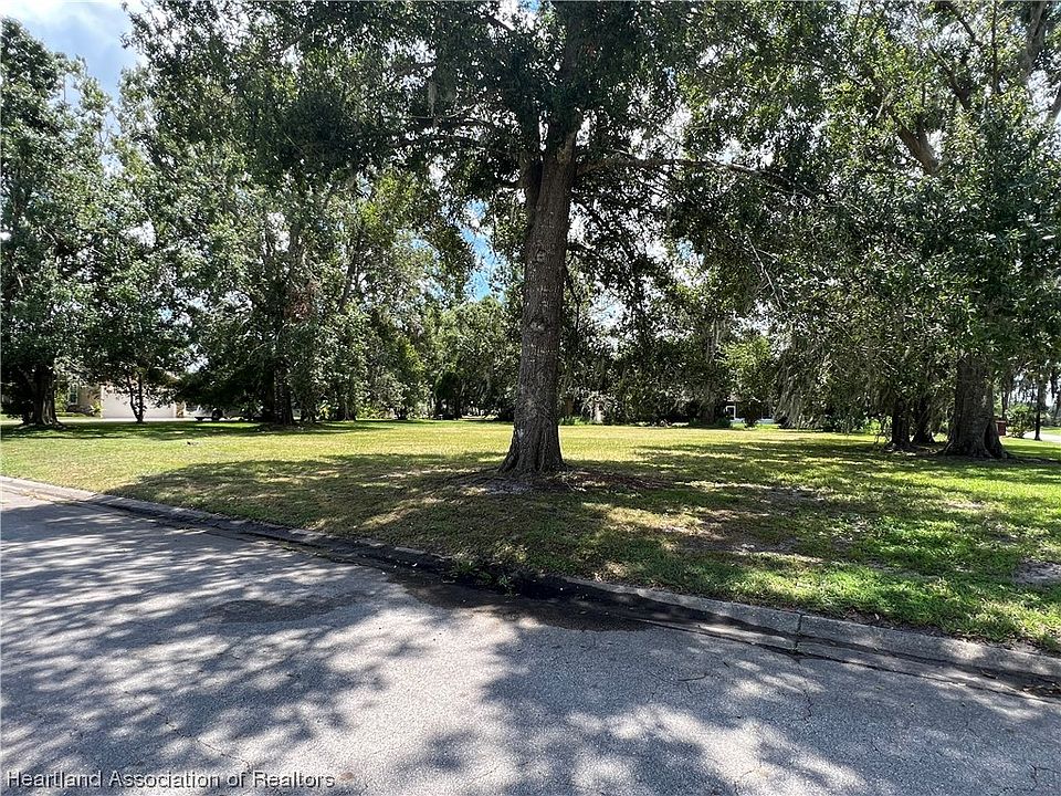 1st image of 1034 Briarwood Dr
