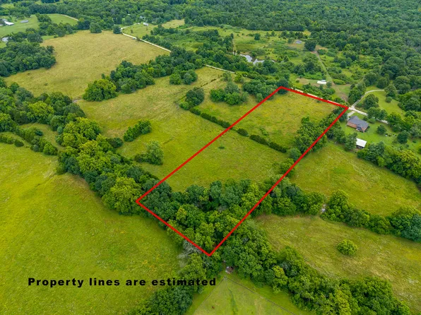 19 State Highway 32, Stockton, MO 65785