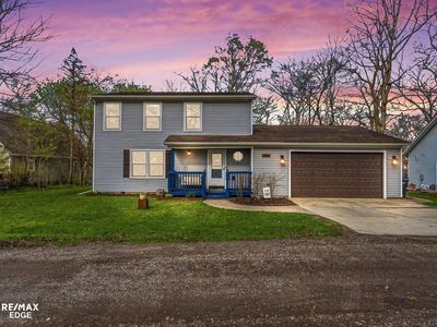 226 Woodbine Dr, Milford, MI, 48380