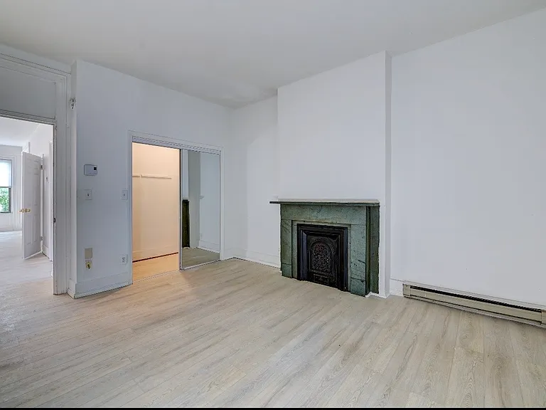 75 1st St #1 — Photo 15