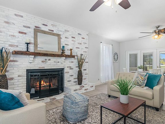 5th image of 3727 Chiara Dr