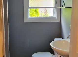 17 Whiton St #17, Windsor Locks, CT 06096