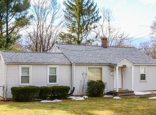 111 Upper Beverly Hls, West Springfield, MA 01089