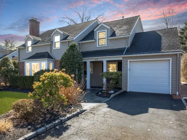 223 Baker Ave, Westfield Town, NJ 07090