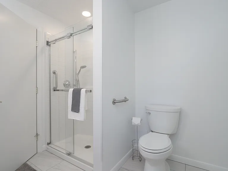 159 Redfern Dr #2 — Photo 28
