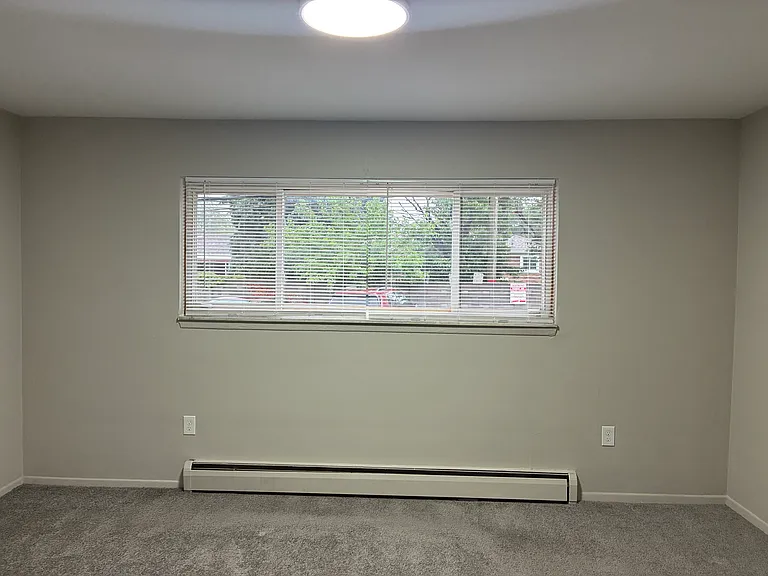 22280 Kelly Rd #102 — Photo 11