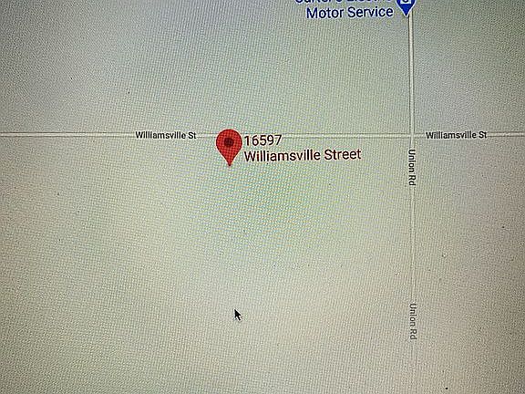 3rd image of 17563 Williamsville St