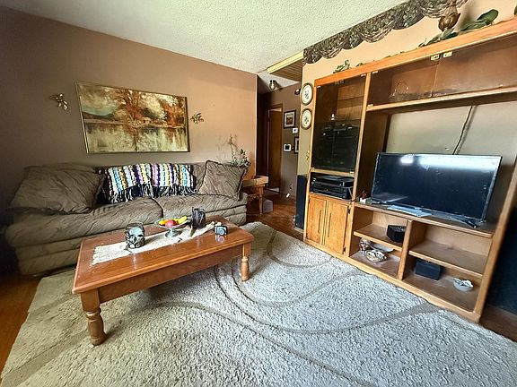 2nd image of 2644 E Ray Ave
